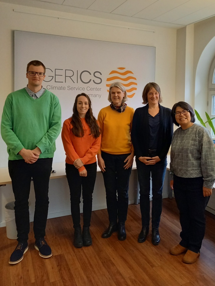 CoCareSociety meeting with Ulrike Dapp. There are five people in the picture. First person from left: Clemens Marggraf, second person from left Keriin Katsaros; third person from left: Dr. Ulrike Dapp, first person from right: Dr. Jo-Ting Hunag-Lachmann, second person from right: Ingeborg Schlumbohm